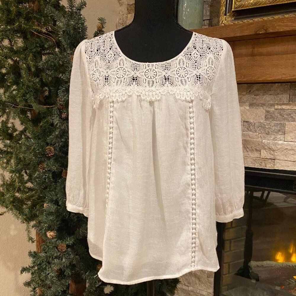 FIG & FLOWER Peasant Top Blouse Shirt BOHO White Crochet Line 3/4 Sleeve Sz PM